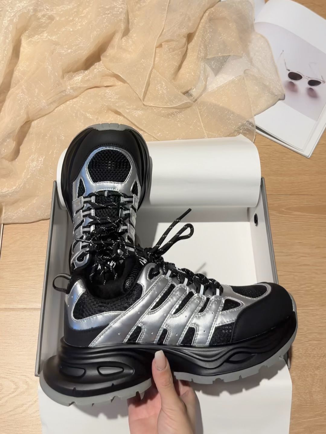 低帮 系带  - VALI鞋履AI设计主图