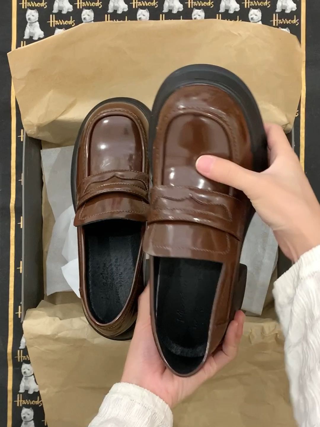 圆头 低帮 深口鞋 皮革  - VALI鞋履AI设计主图