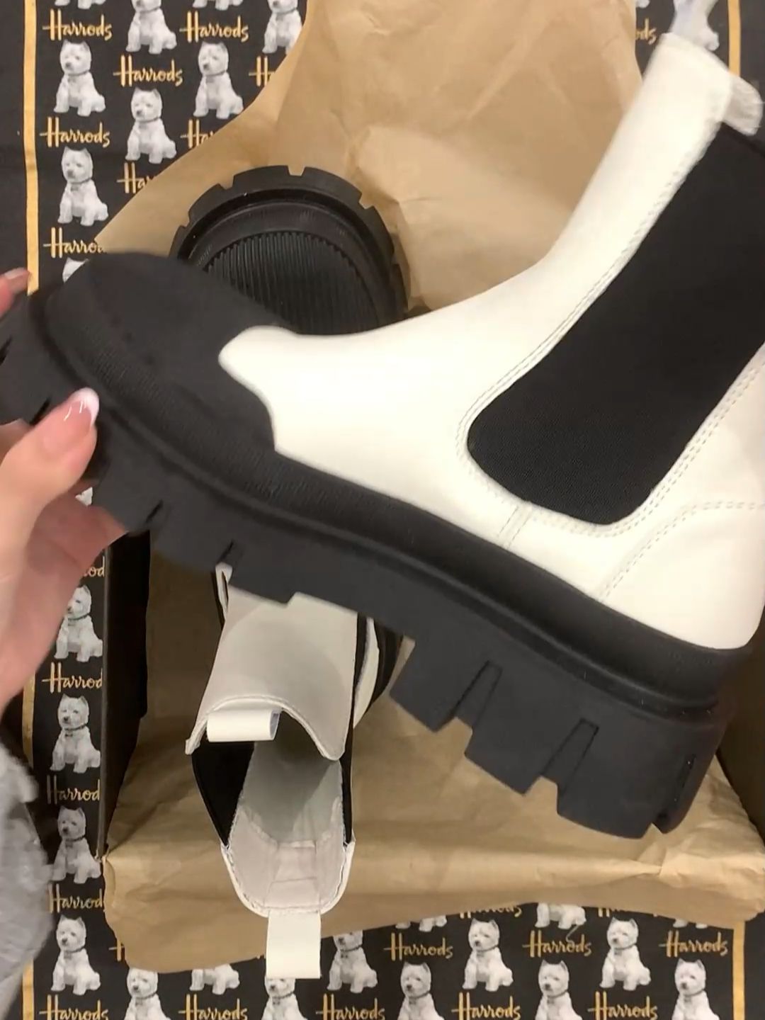 圆头 松紧带 皮革  - VALI鞋履AI设计主图