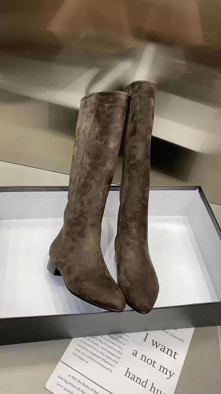 圆头 皮革  - VALI鞋履AI设计主图