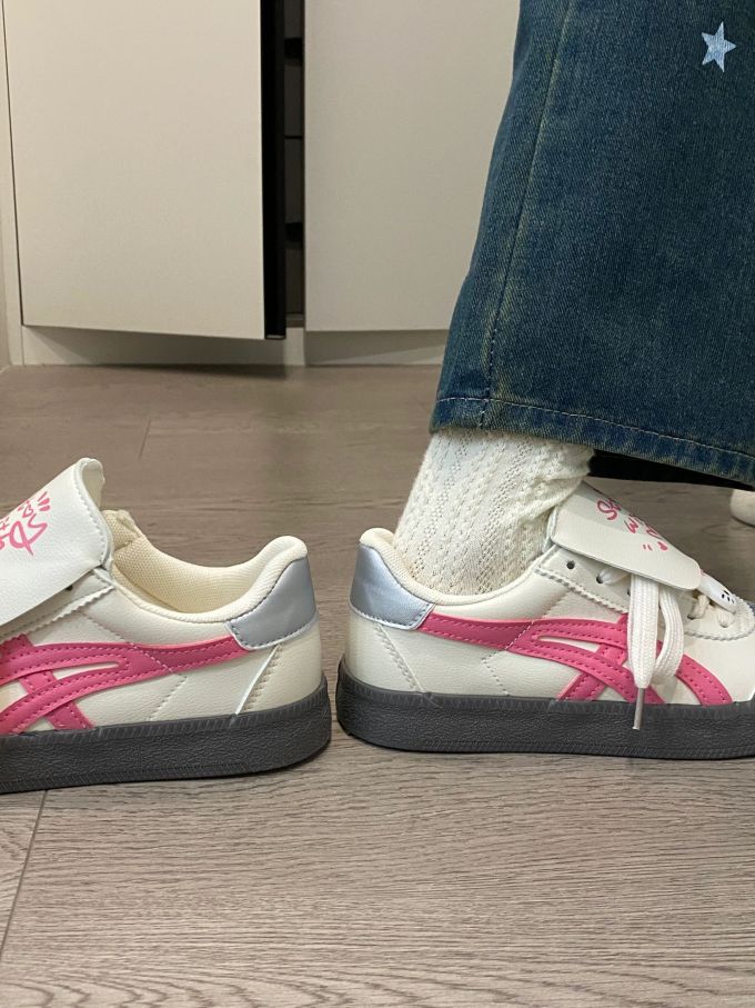 低帮 系带 魔术贴 皮革