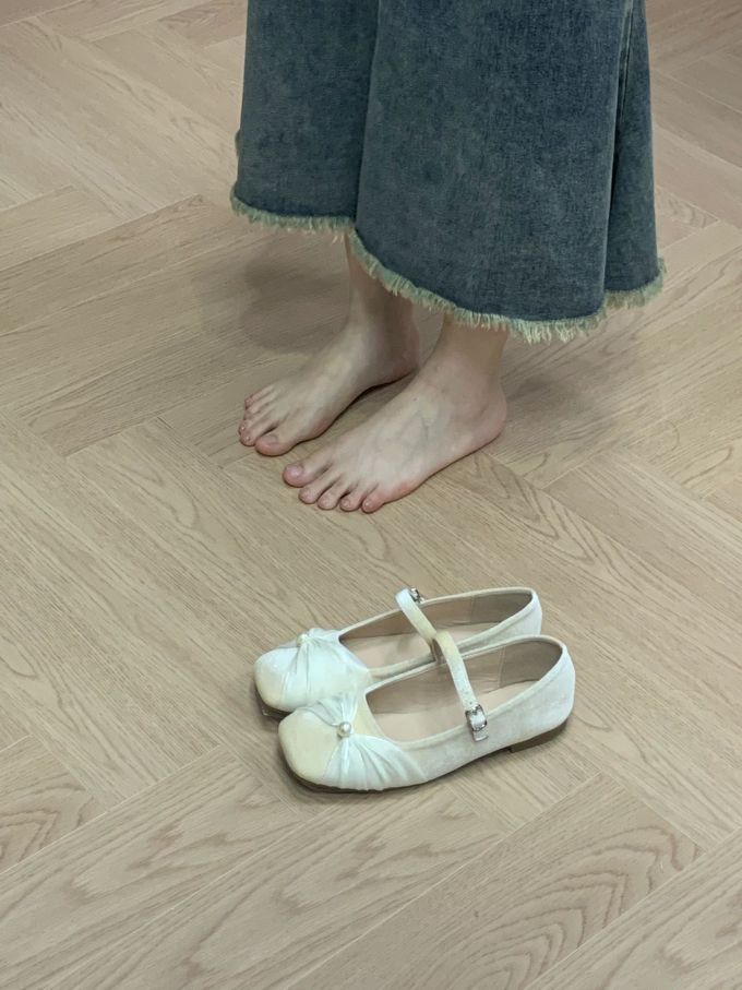 异形头-分趾 袢扣 中口鞋 皮革