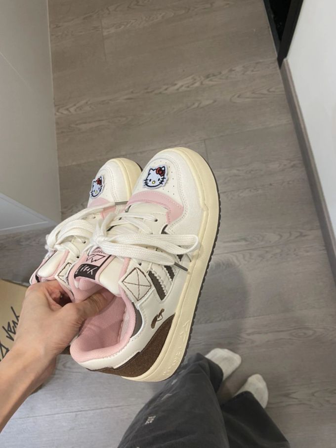 低帮 系带 魔术贴 皮革