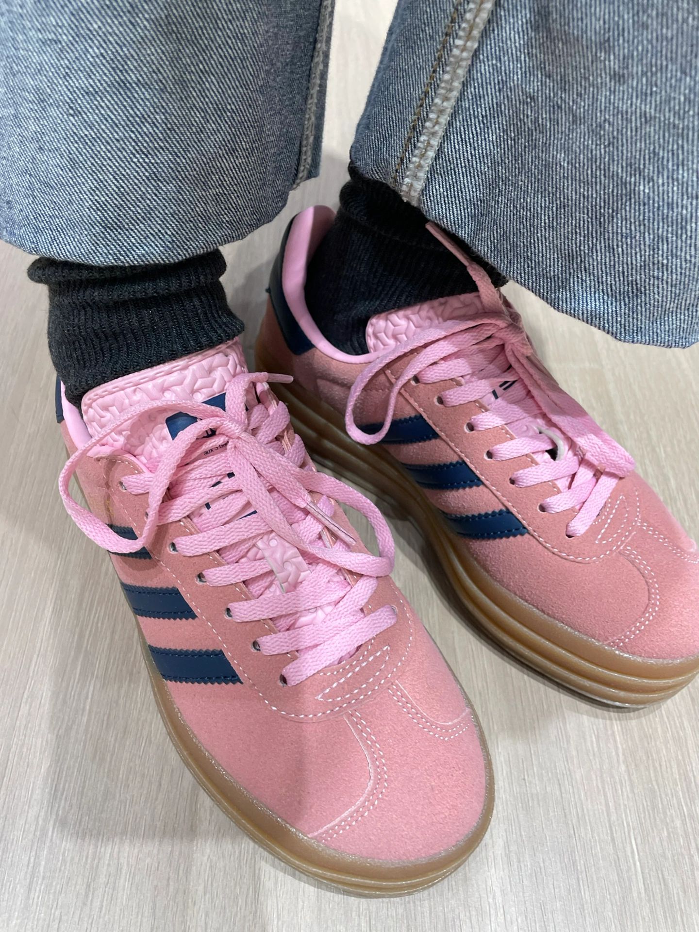 低帮 系带 皮革  - VALI鞋履AI设计主图