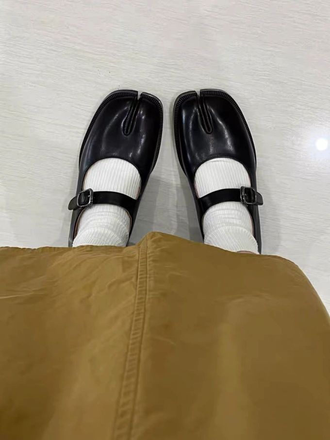 异形头-分趾 袢扣 中口鞋 皮革 