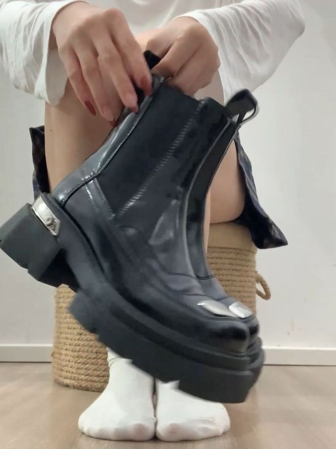 皮革