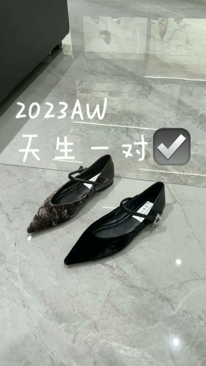 尖头 袢扣 浅口鞋 皮革