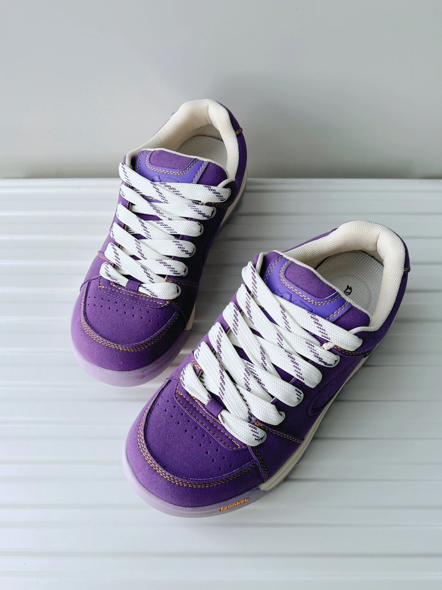 系带 皮革  - VALI鞋履AI设计主图