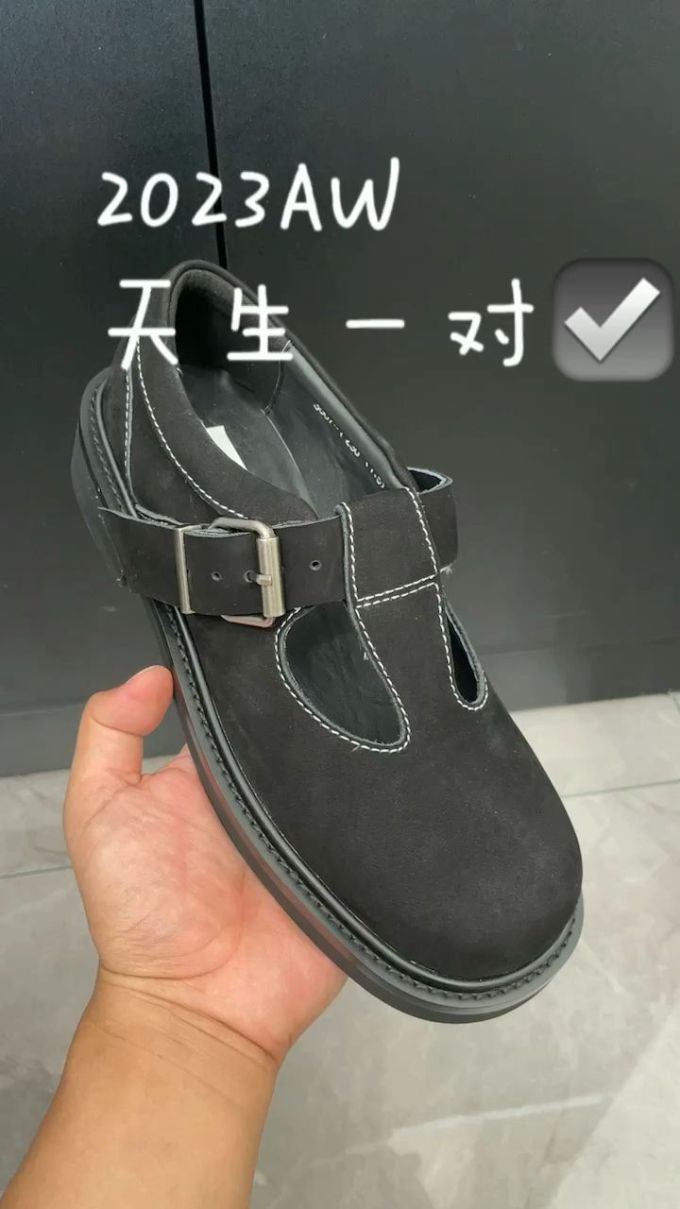 圆头 低帮 袢扣 中口鞋 皮革
