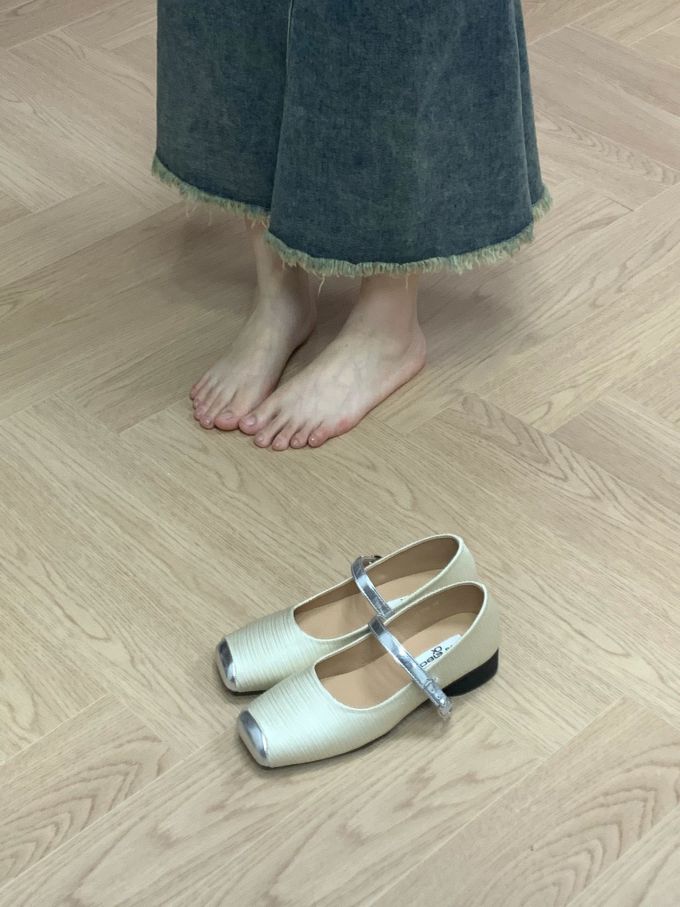 异形头-分趾 中口鞋 皮革