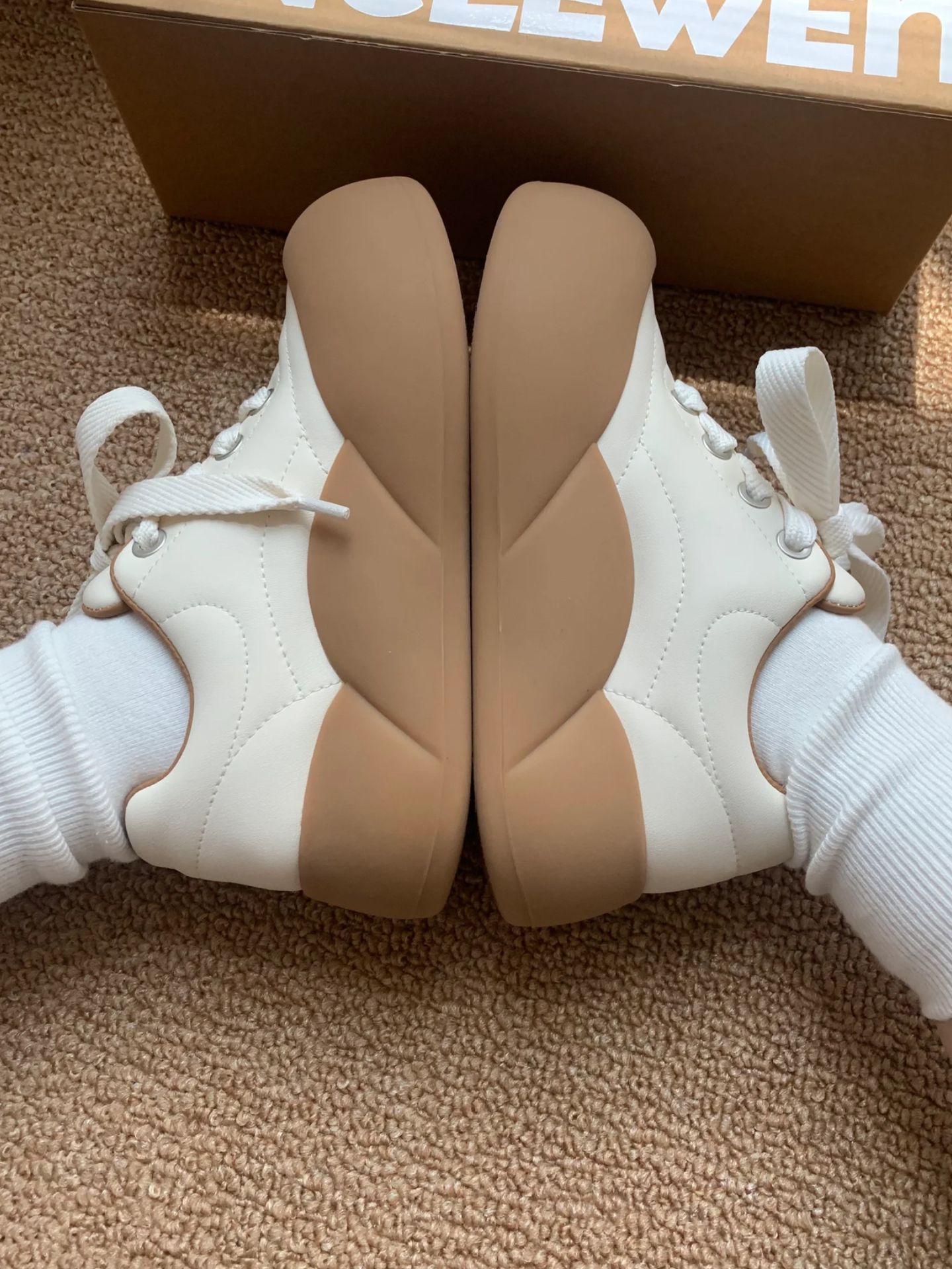  - VALI鞋履AI设计主图