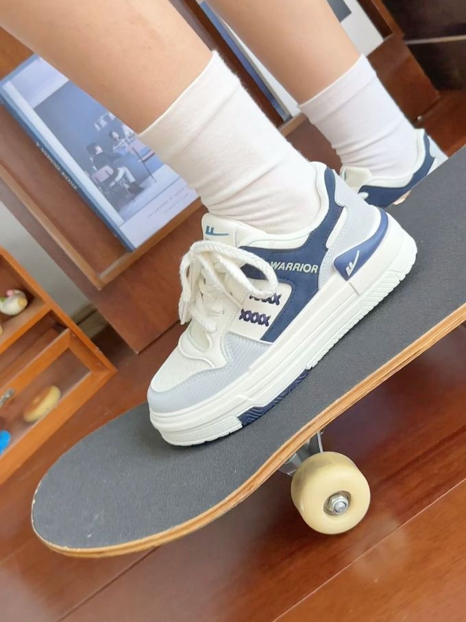 低帮 系带 魔术贴 