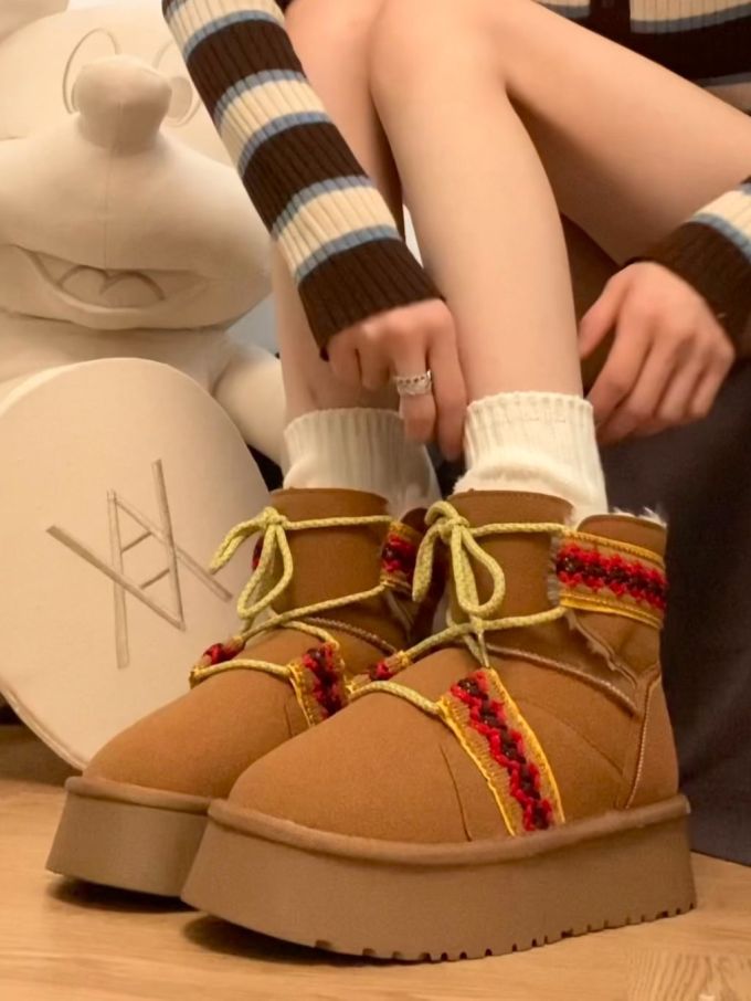 圆头 系带 皮革 