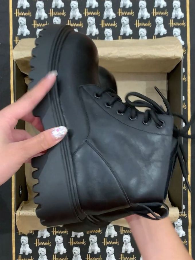 系带 皮革
