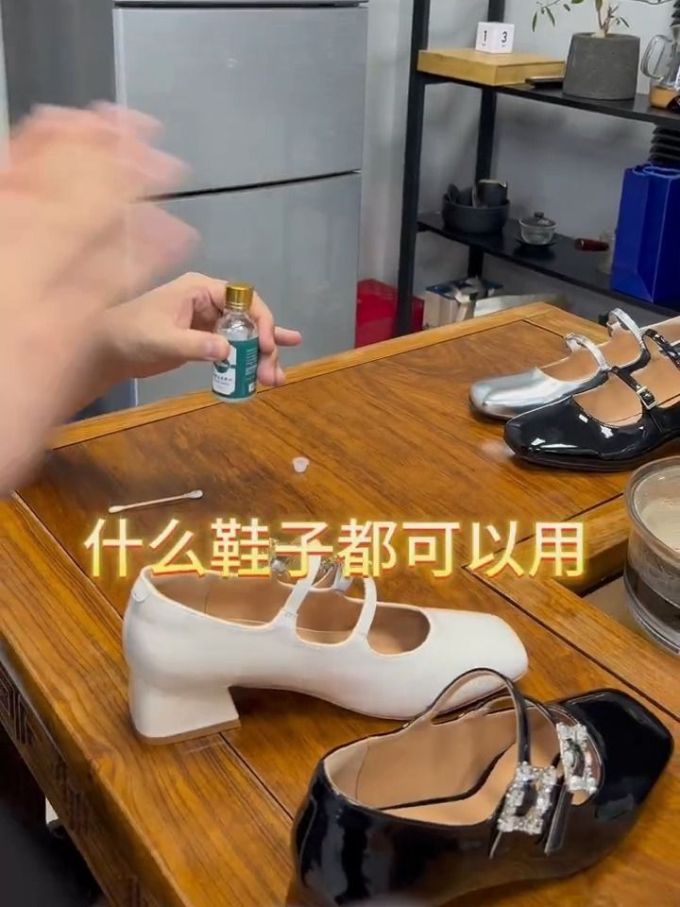 粗跟 方头 低帮 浅口鞋 皮革