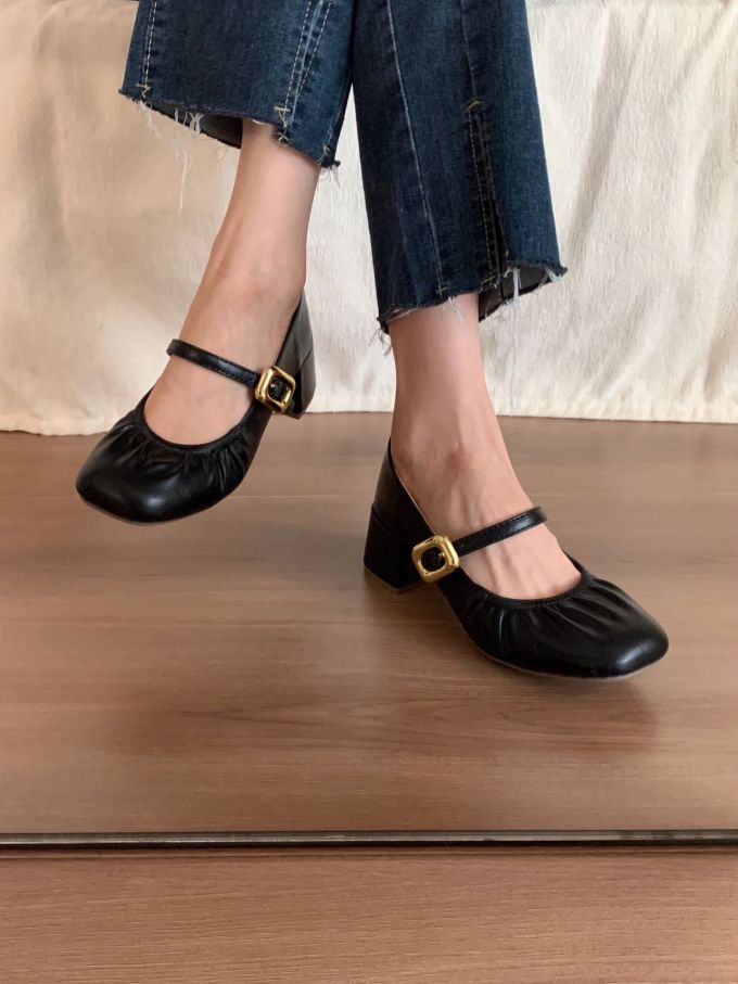 方头 袢扣 中口鞋 皮革 