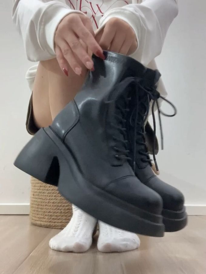 系带 皮革 