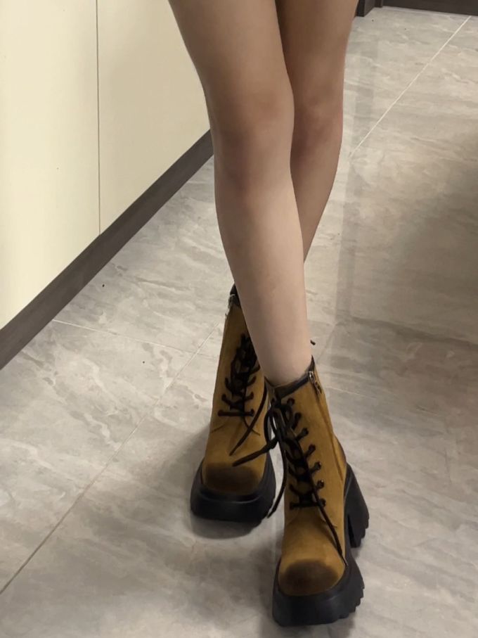 圆头 系带 皮革