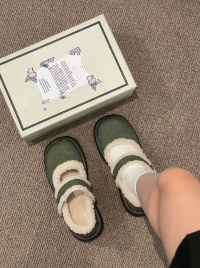 圆头 中口鞋 皮革 