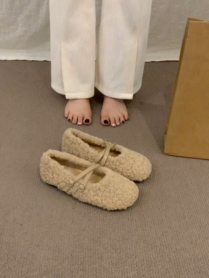 平底 袢扣 中口鞋