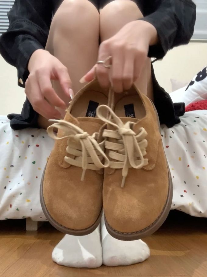 圆头 系带 皮革