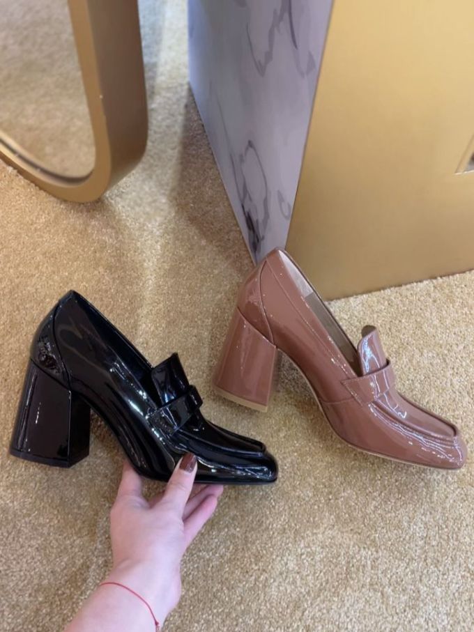 高跟 粗跟 方头 低帮 一脚蹬 中口鞋 皮革