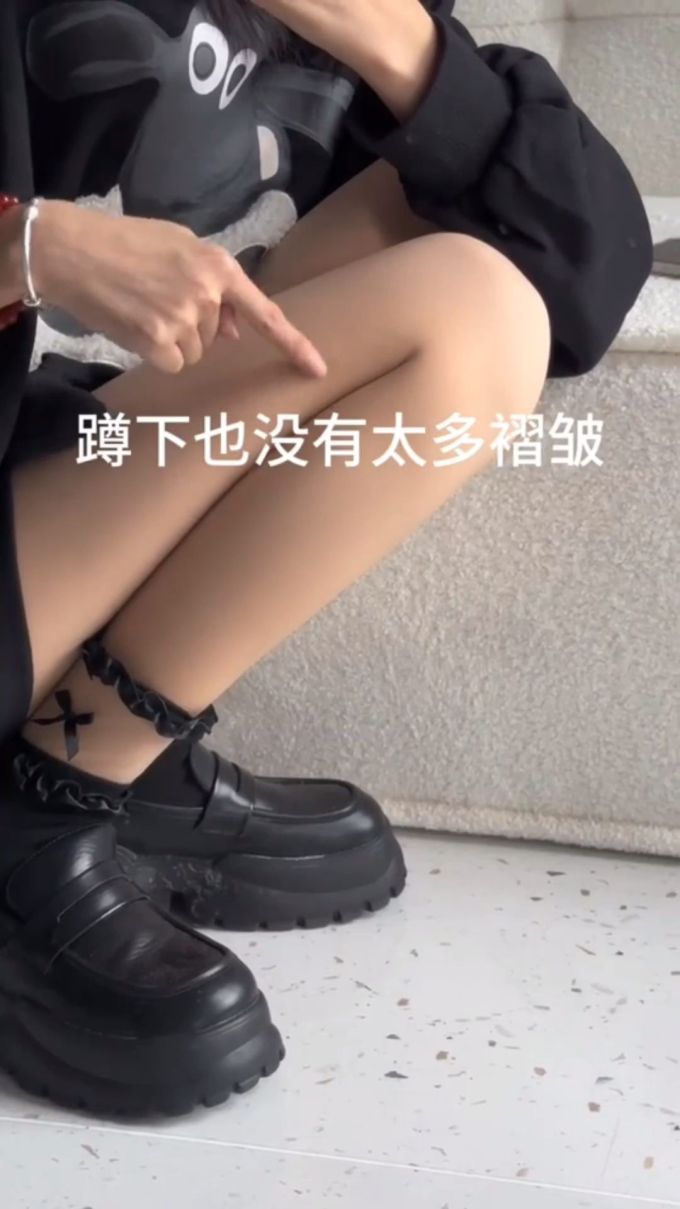 圆头 深口鞋 皮革