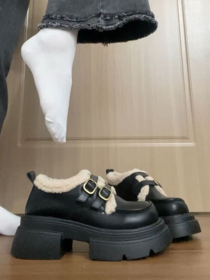厚底 圆头 袢扣 深口鞋 皮革
