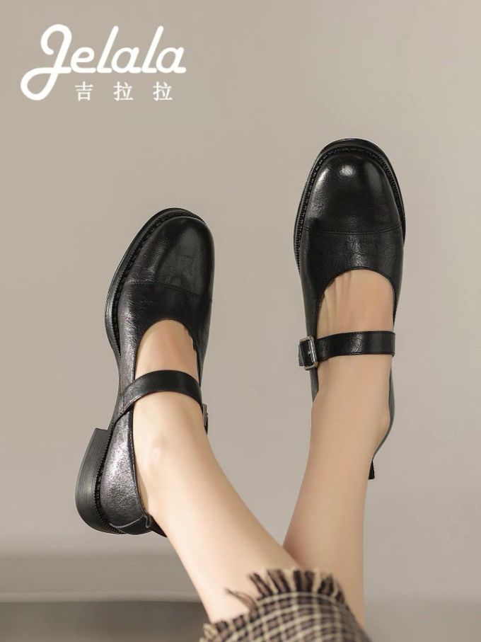 圆头 中口鞋 皮革