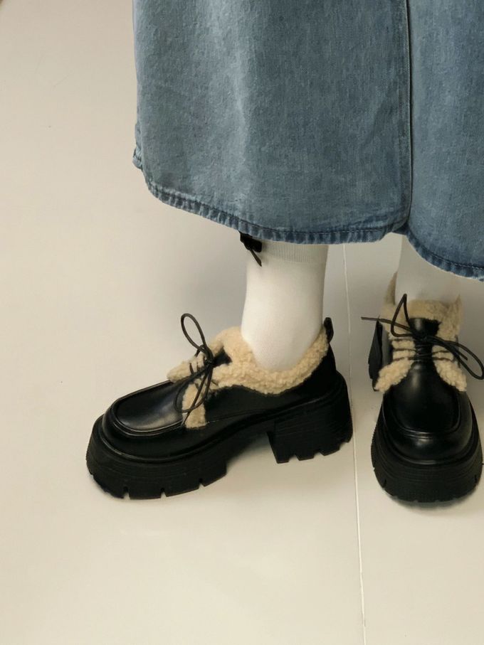 圆头 低帮 系带 深口鞋 皮革 
