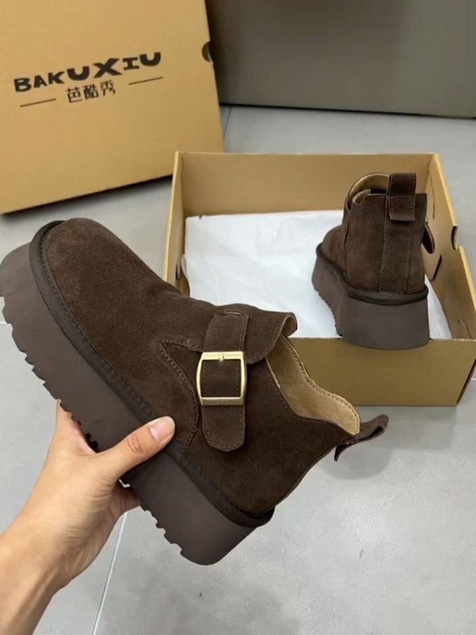 圆头 袢扣 皮革
