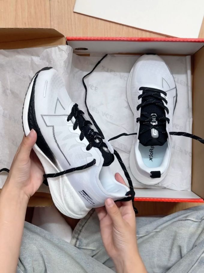 低帮 系带 皮革