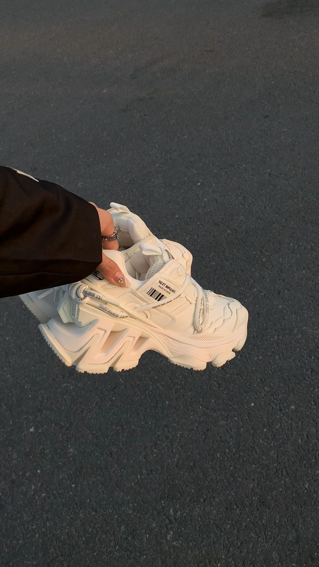 低帮 系带  - VALI鞋履AI设计主图