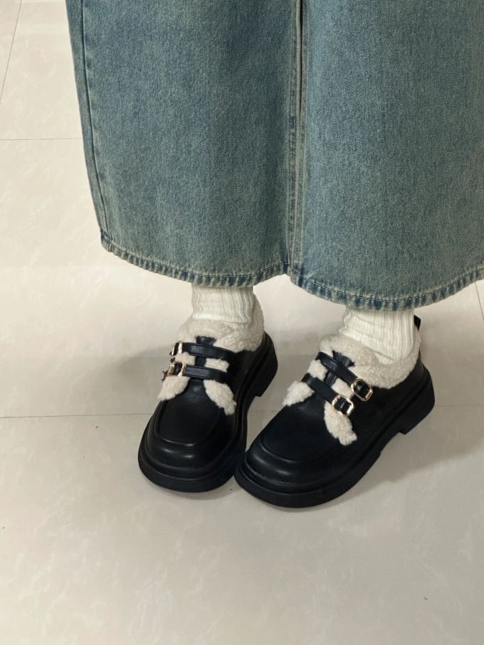 圆头 低帮 袢扣 深口鞋 皮革