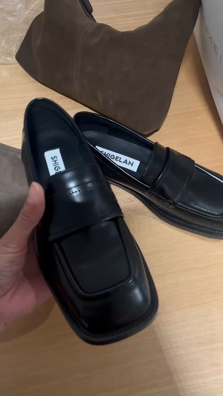 方头 低帮 深口鞋 皮革  - VALI鞋履AI设计主图