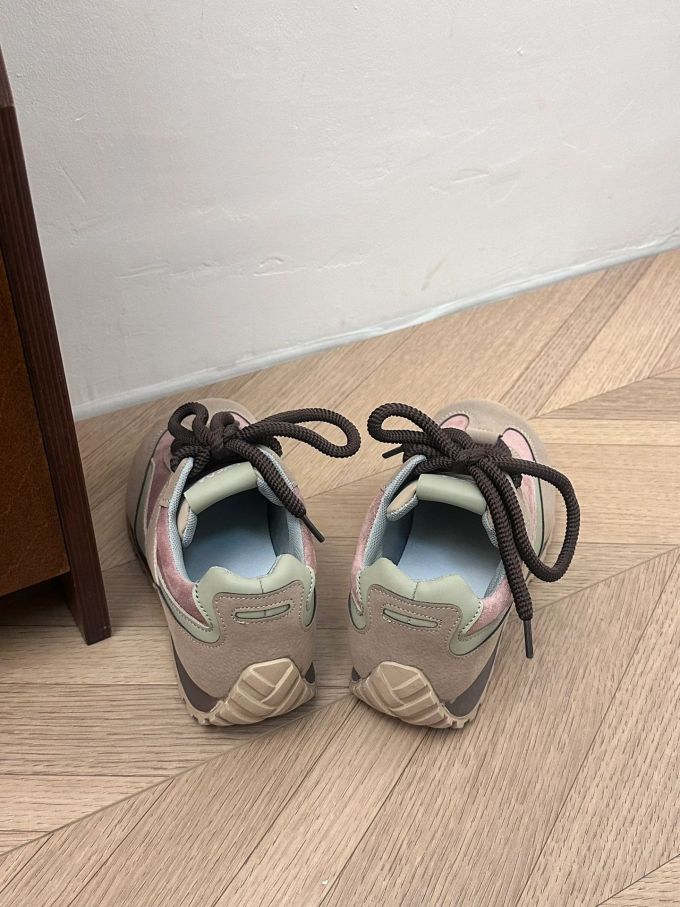皮革