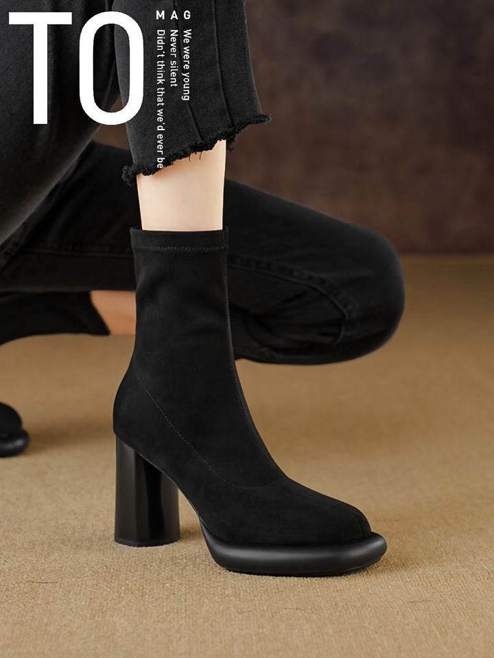 高跟 粗跟 圆头 皮革  - VALI鞋履AI设计主图