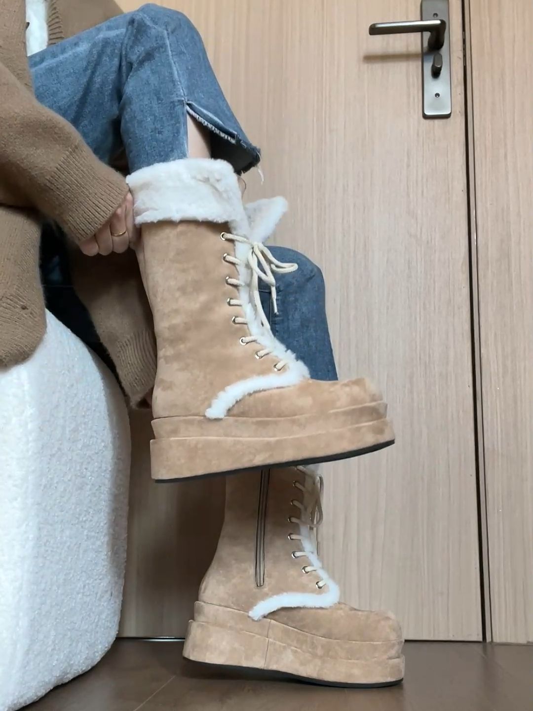 皮革  - VALI鞋履AI设计主图