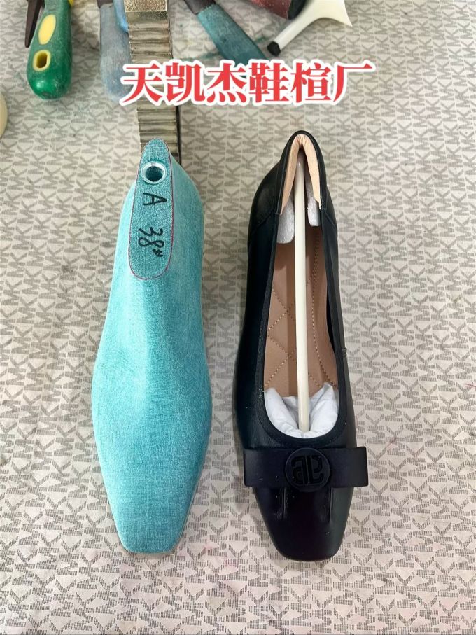 圆头 低帮 浅口鞋 皮革