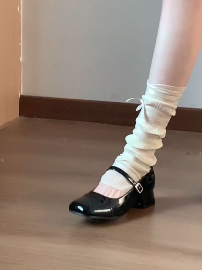 圆头 中口鞋 皮革