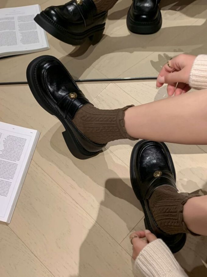 圆头 低帮 深口鞋 皮革