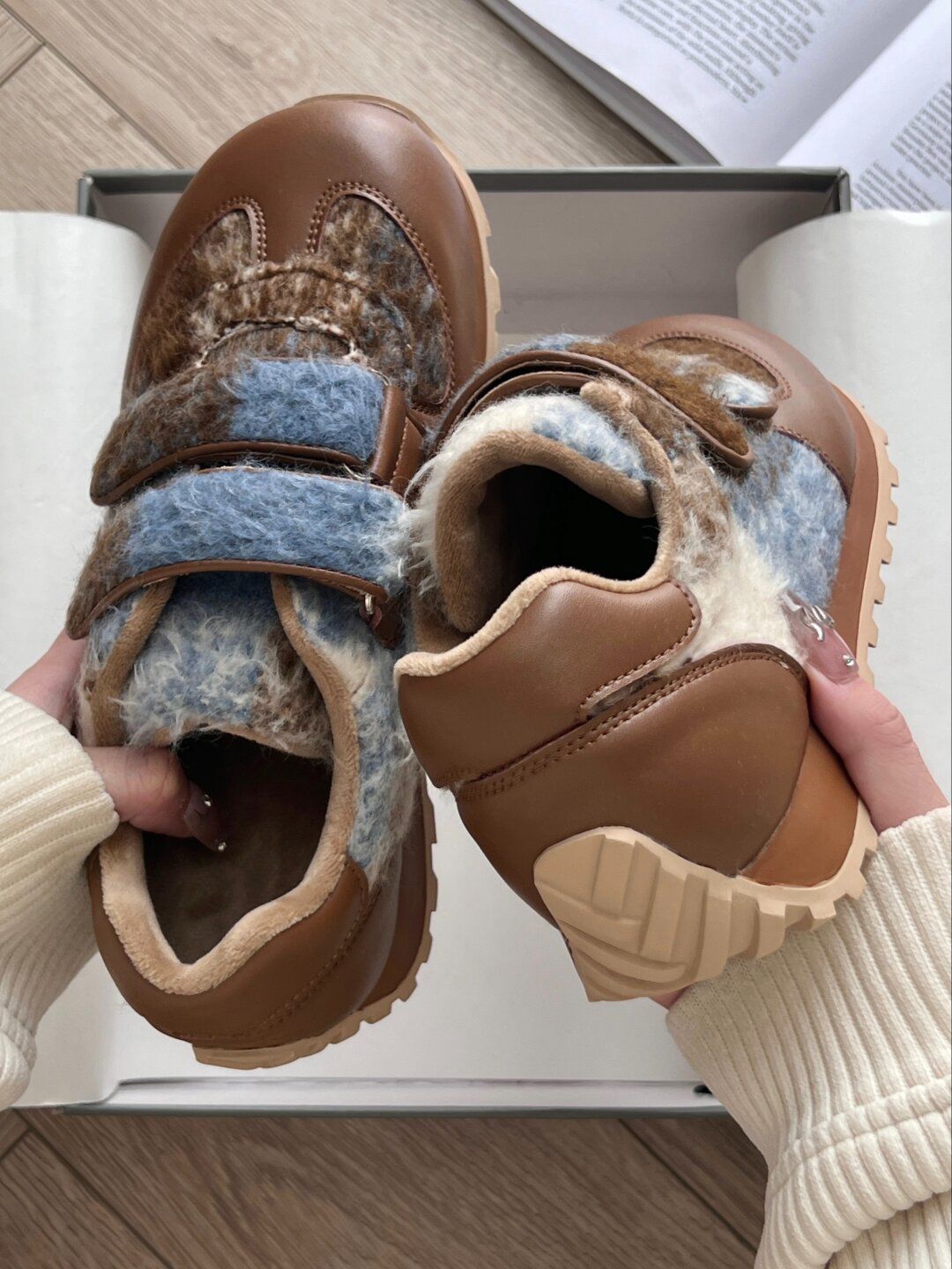 低帮 魔术贴 皮革  - VALI鞋履AI设计主图