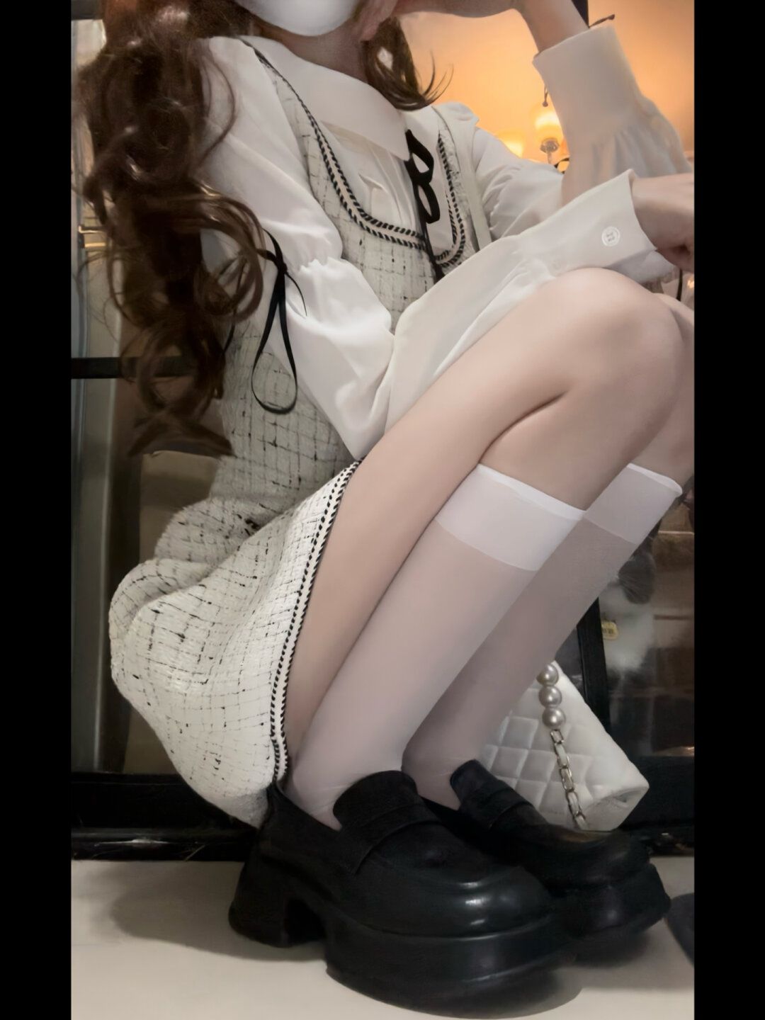 衬衫领 边缘装饰 城堡灰 复古卡其色 鸽羽色 甜妹风 甜美  - VALI鞋履AI设计主图