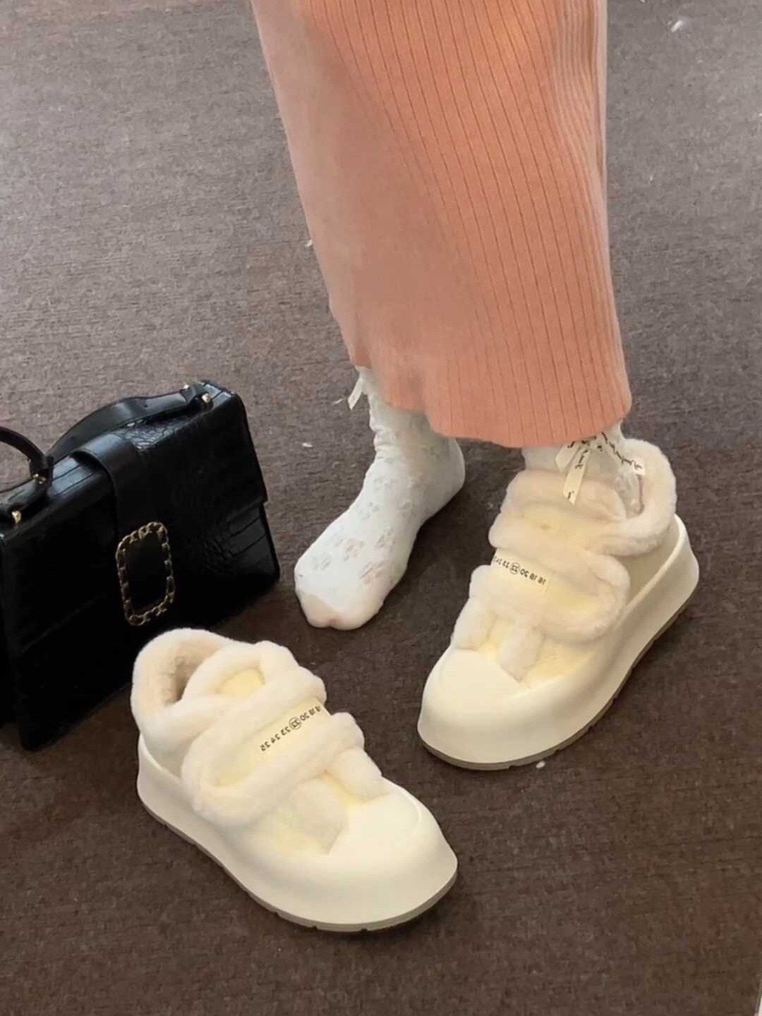  - VALI鞋履AI设计主图