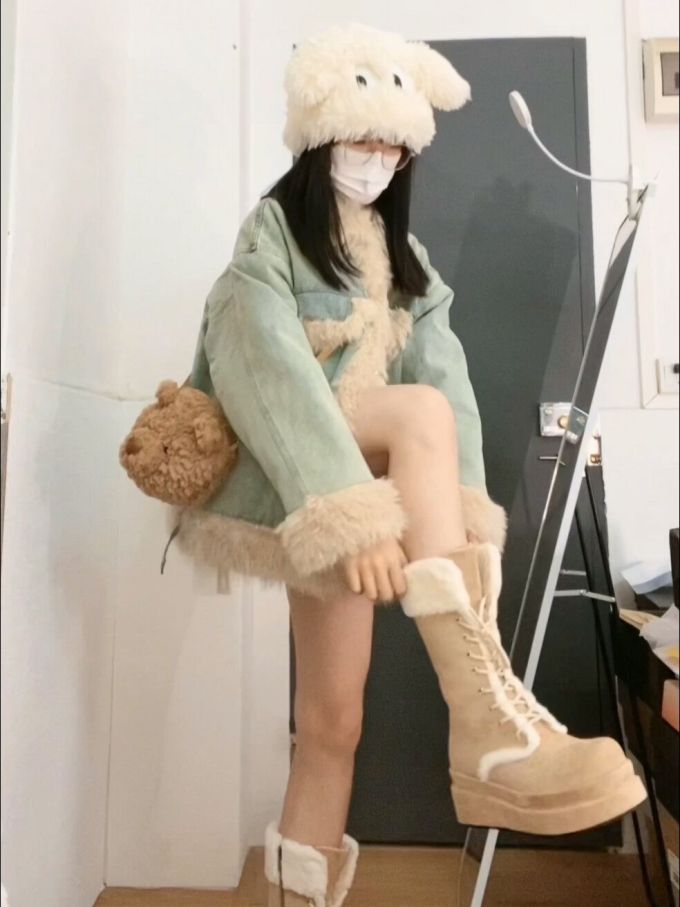 翻领 撞色/渐变 拼接 苜蓿色 毛条 甜妹风 甜美