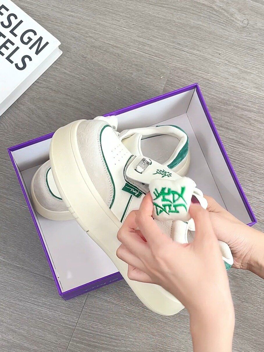 低帮 魔术贴 皮革  - VALI鞋履AI设计主图