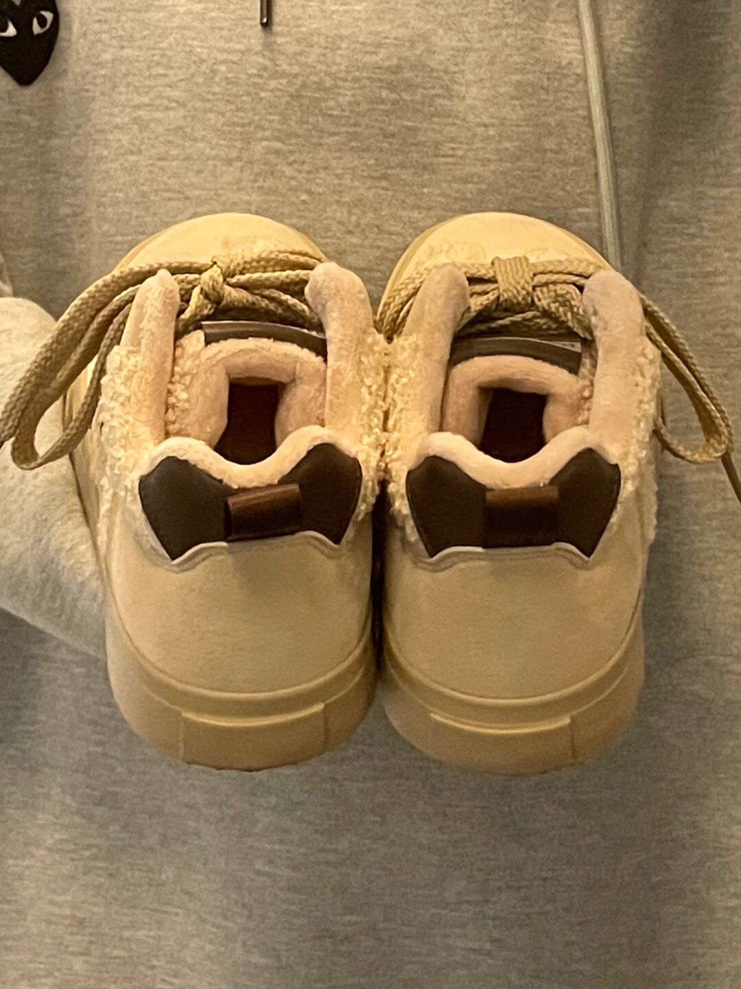 皮革  - VALI鞋履AI设计主图