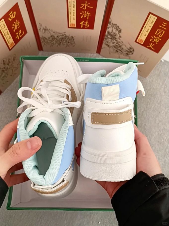 系带 皮革