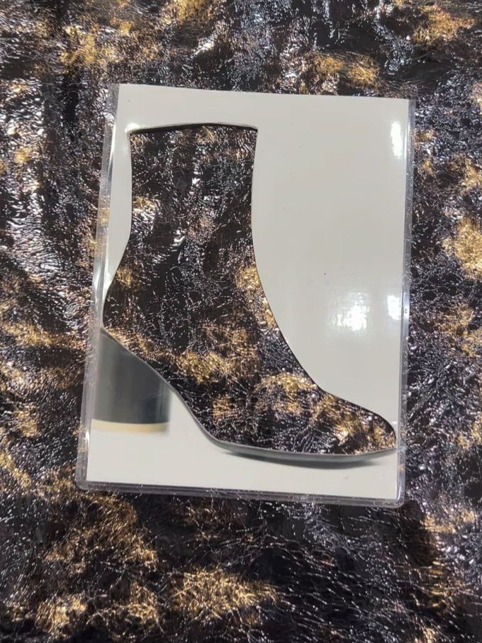 中跟 粗跟 尖头 皮革 