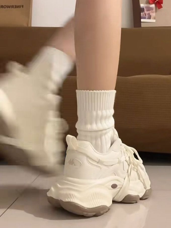 无帮 